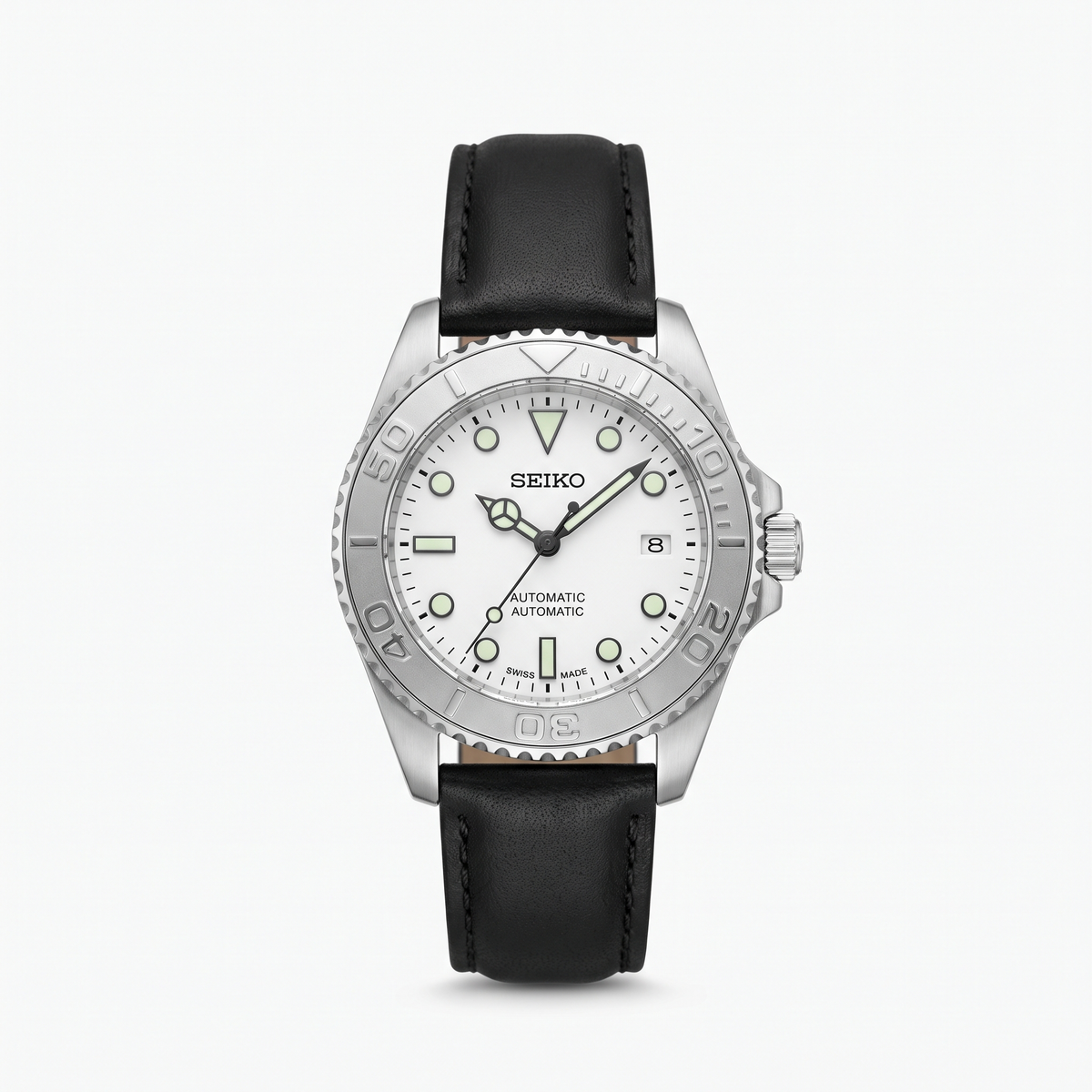 Reloj esfera blanca con correa de piel negra