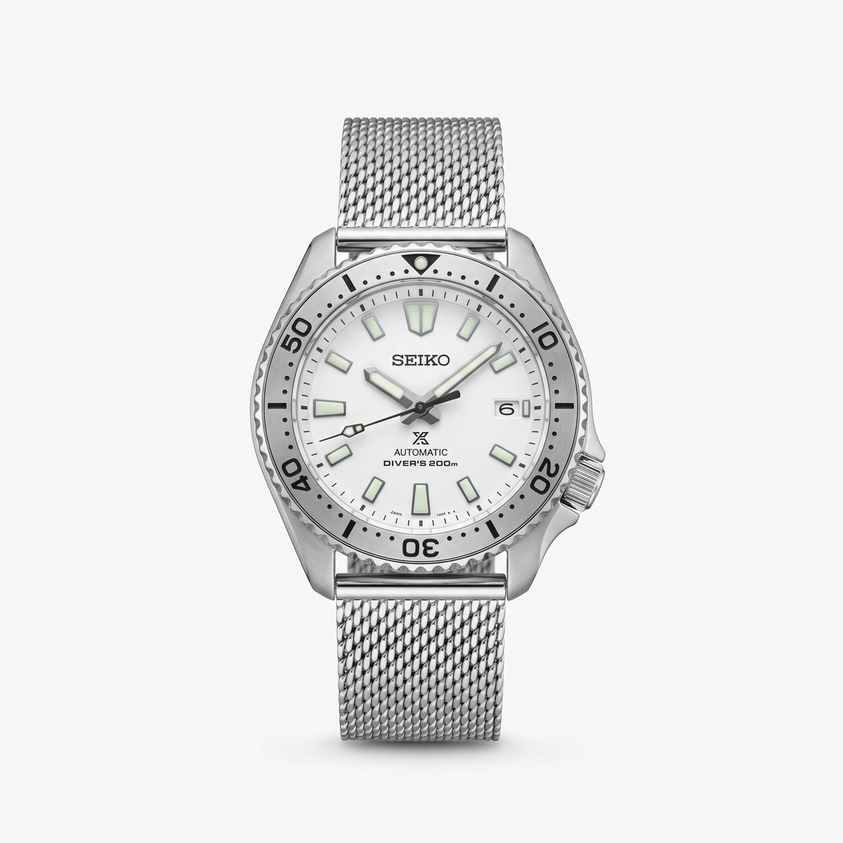 Reloj esfera blanca con correa de malla milanesa